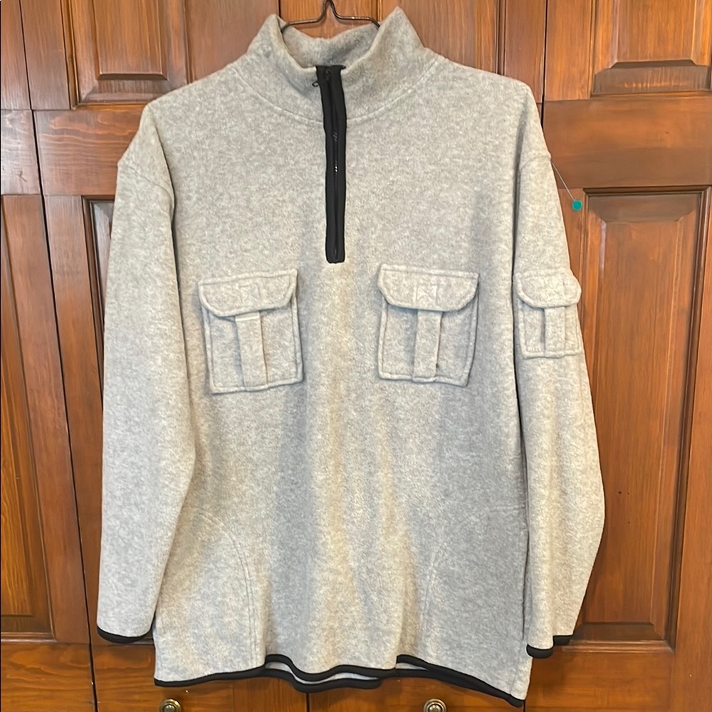 Rue 21 Guys Light Gray Pullover 1/4 Zip Sweater Size L. RN # 69126 Retail $40.